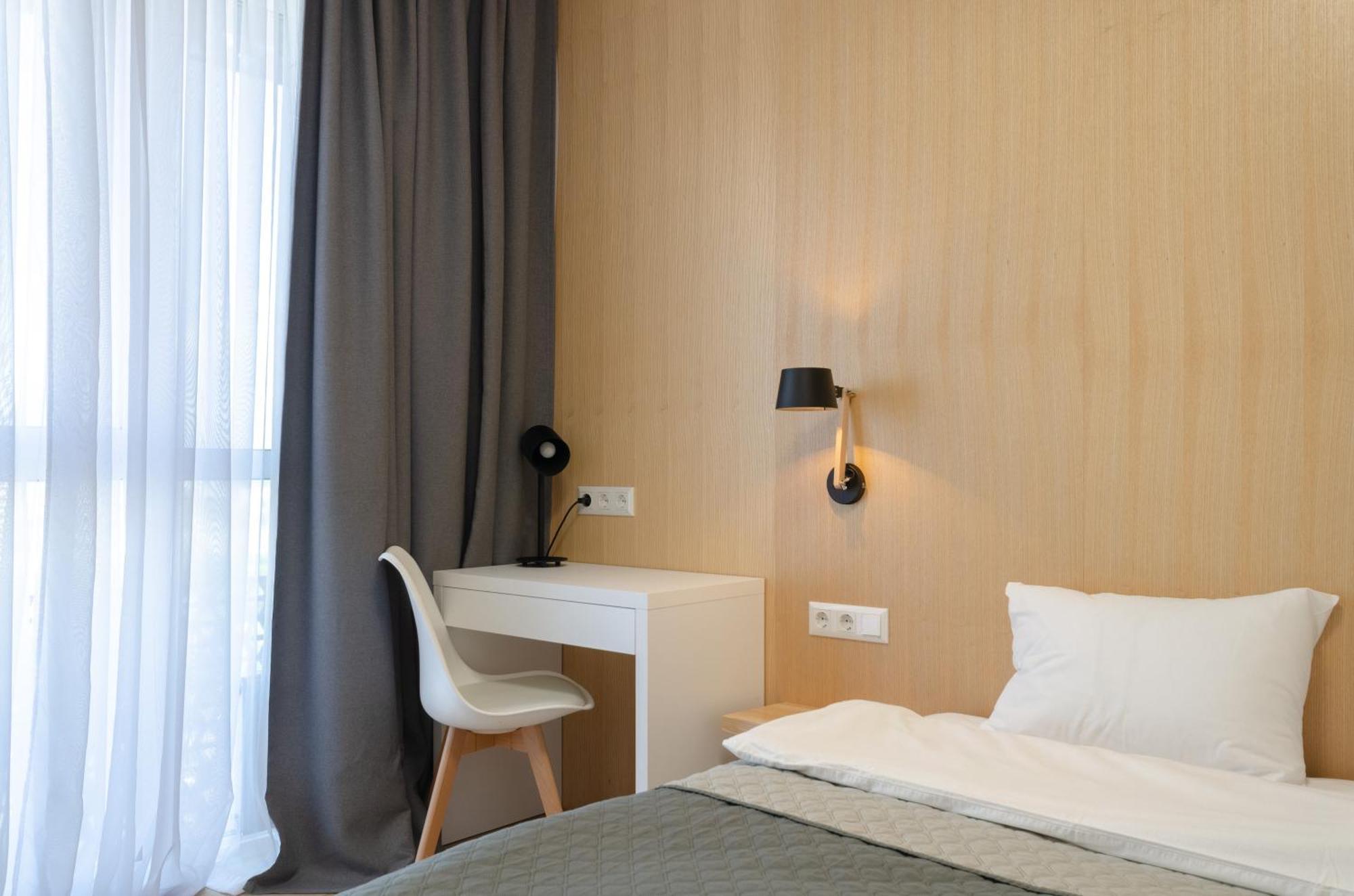 Petrovdom 205-206 Panoramic City View Apartments At Rc Kvartet, Central Railway Station Kiev Bagian luar foto