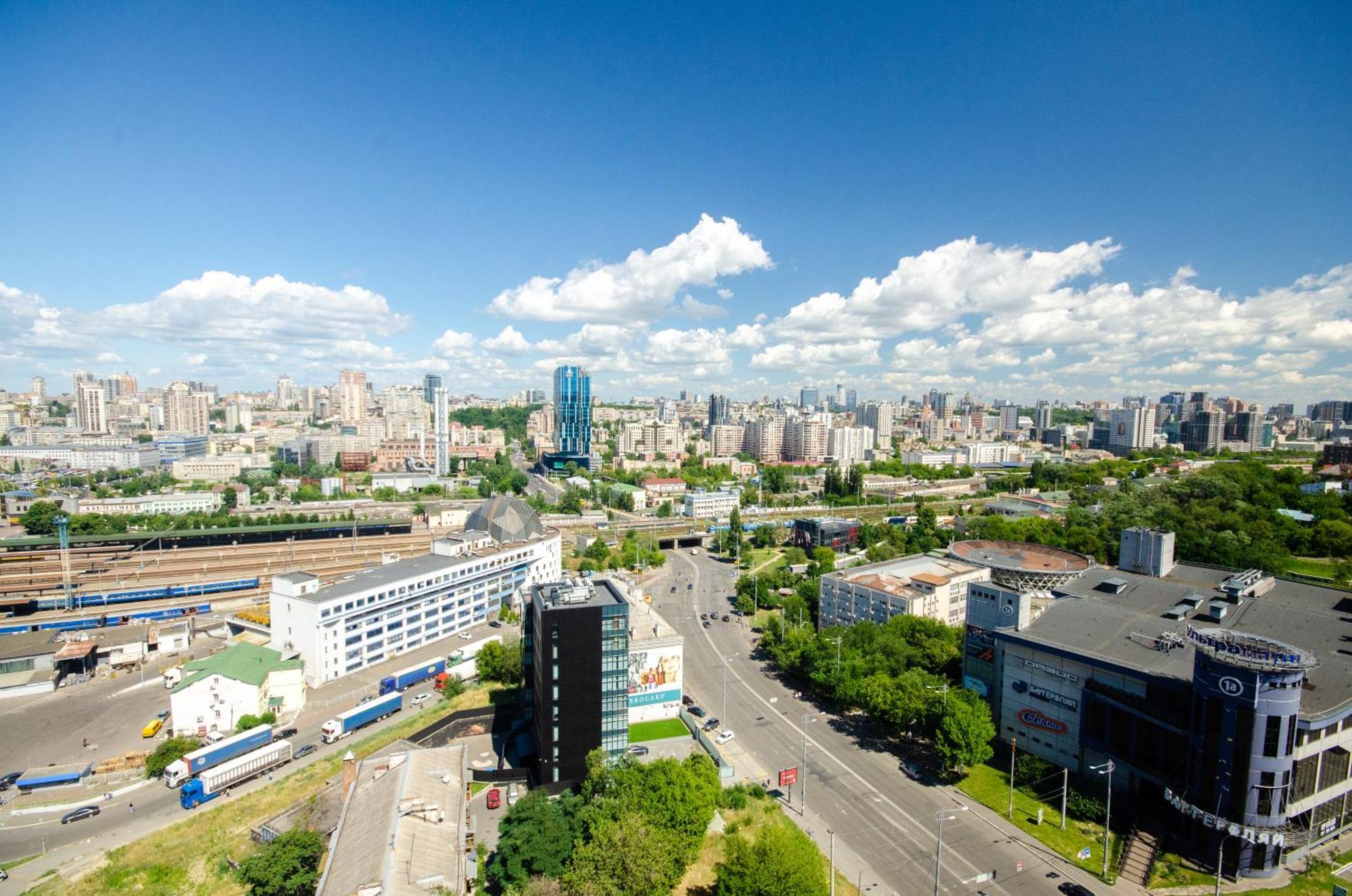 Petrovdom 205-206 Panoramic City View Apartments At Rc Kvartet, Central Railway Station Kiev Bagian luar foto